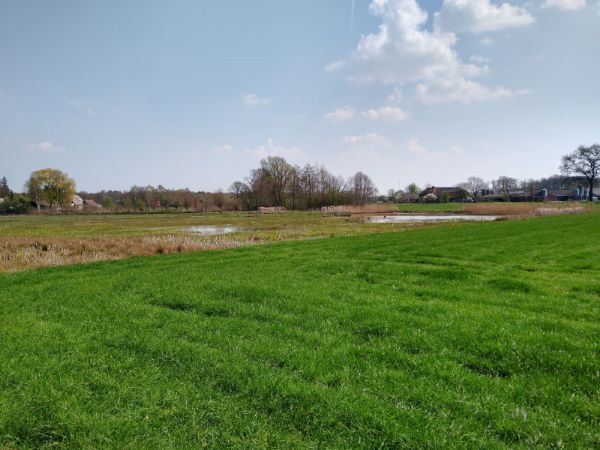 Op de motor door stralend Salland